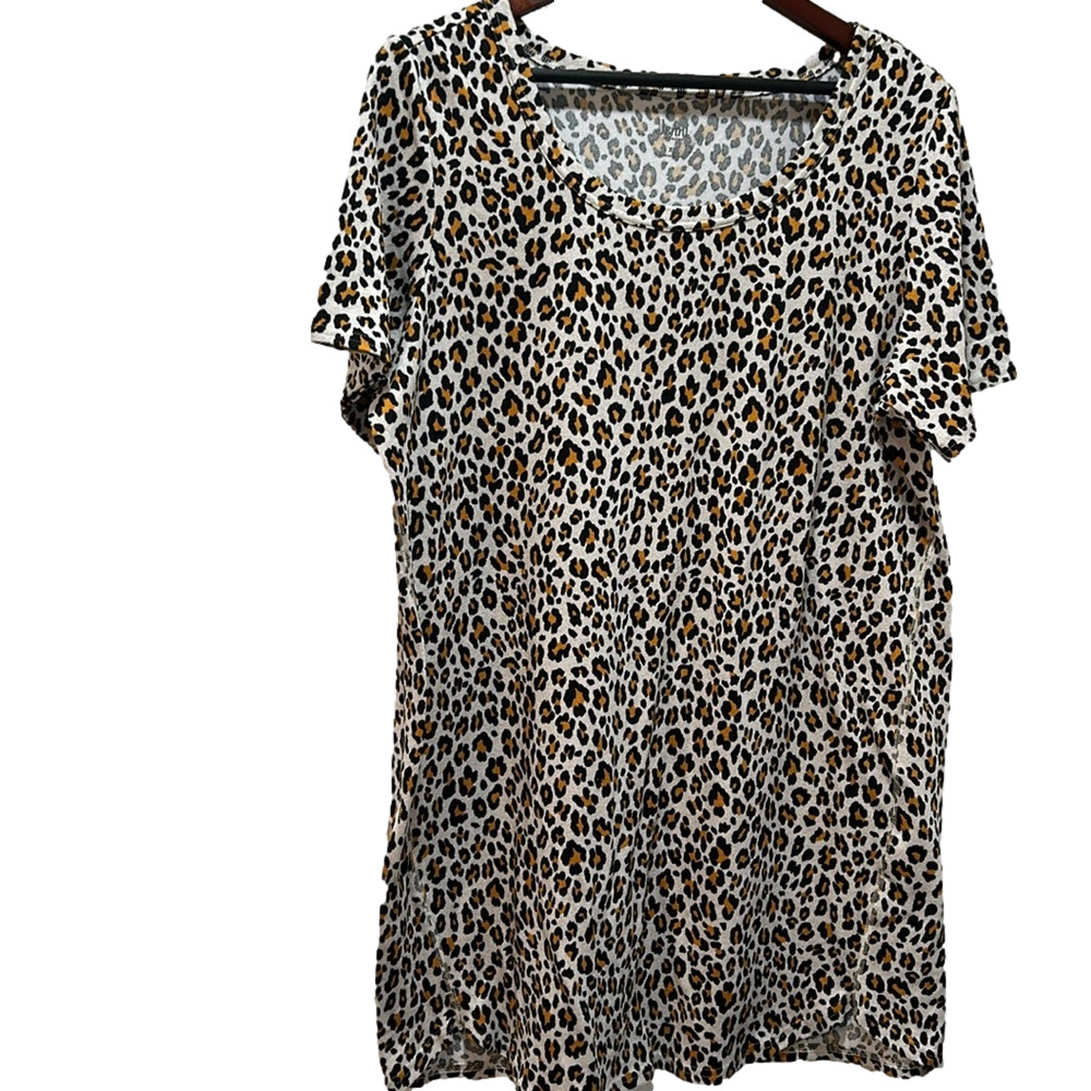 Jenni  animal print short sleeve size XL GUC